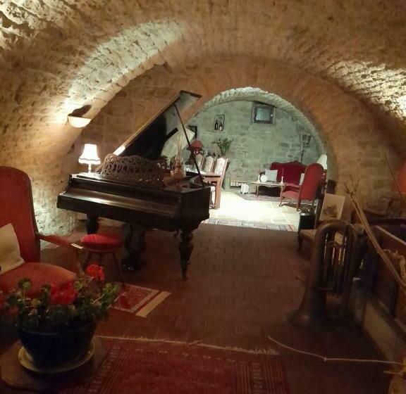 ベッドアンドブレックファースト Chambre Comtoise