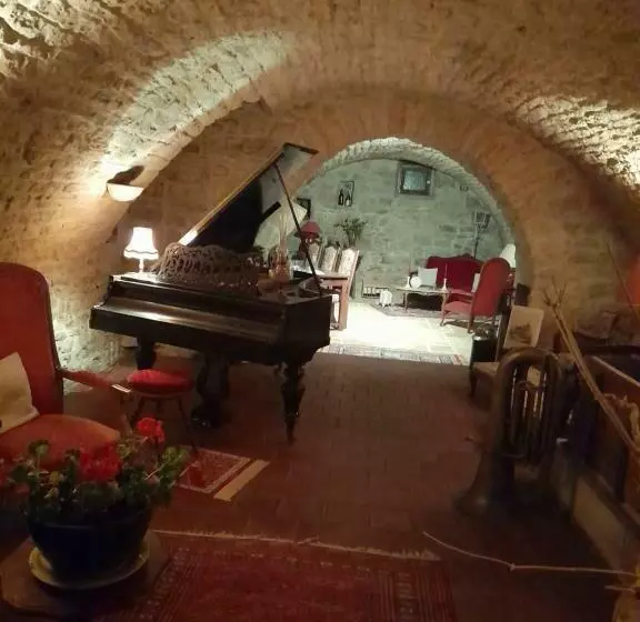 ベッドアンドブレックファースト Chambre Comtoise