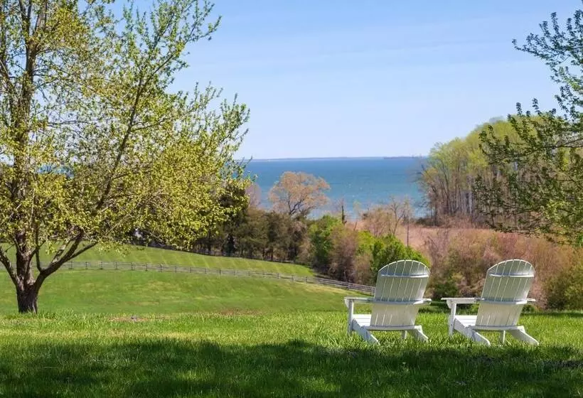 Aamiaismajoitus (B&B) The Inn At Tacaro Estate