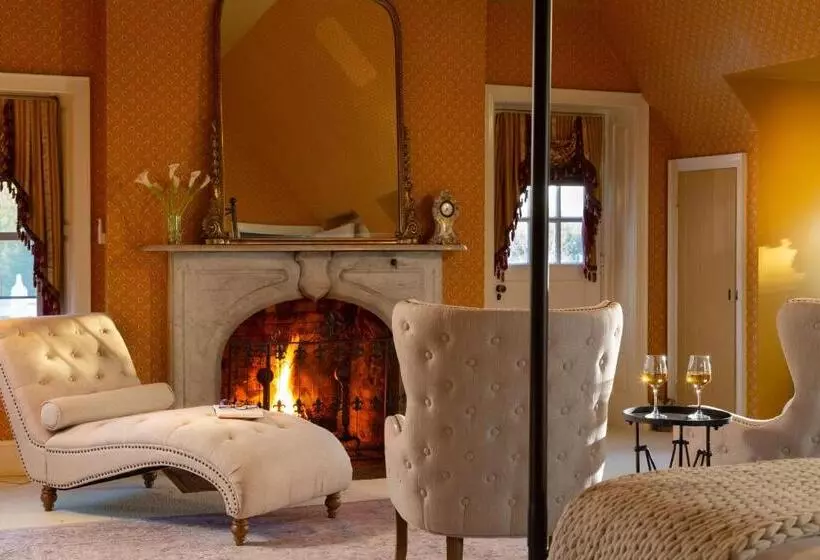 Aamiaismajoitus (B&B) The Inn At Tacaro Estate