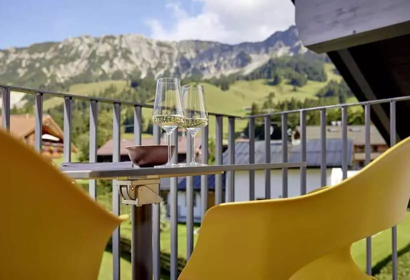 Hotelli Bergbuddies   übernachtung Inklusive Kostenlosen Bergbahntickets Und Vielem Mehr