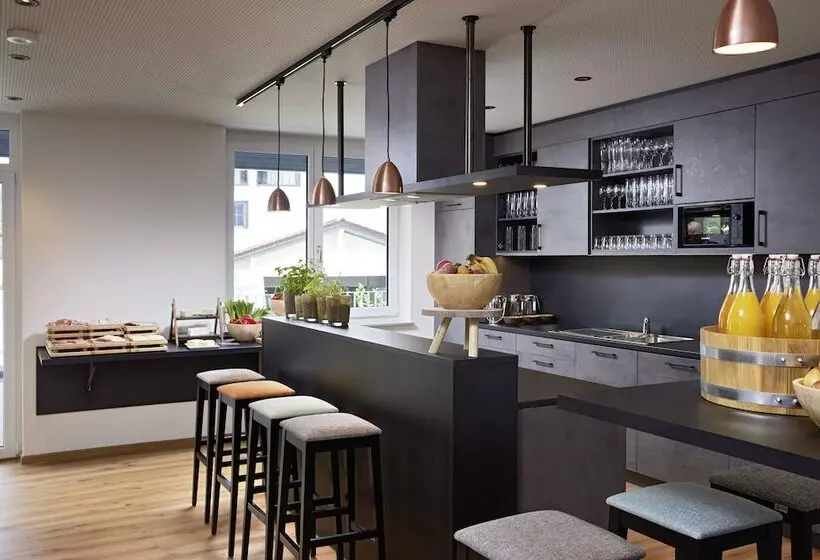 Hotelli Bergbuddies   übernachtung Inklusive Kostenlosen Bergbahntickets Und Vielem Mehr