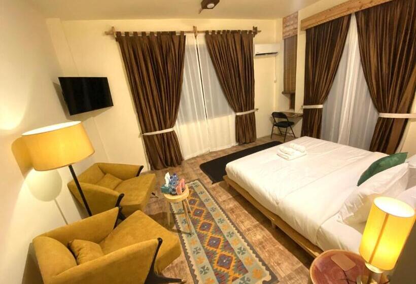 Dumani Nagar Hotel & Resort