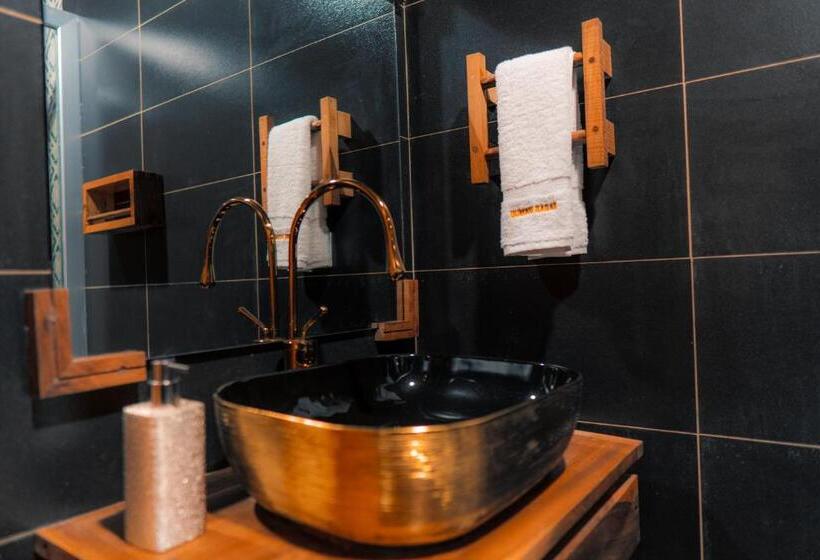 Dumani Nagar Hotel & Resort