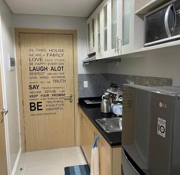 ホテル Cherry Blossom Place Quezon City