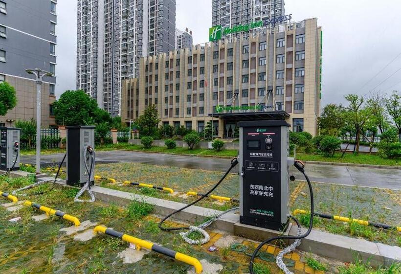 酒店 Holiday Inn Express Jurong Xianlin