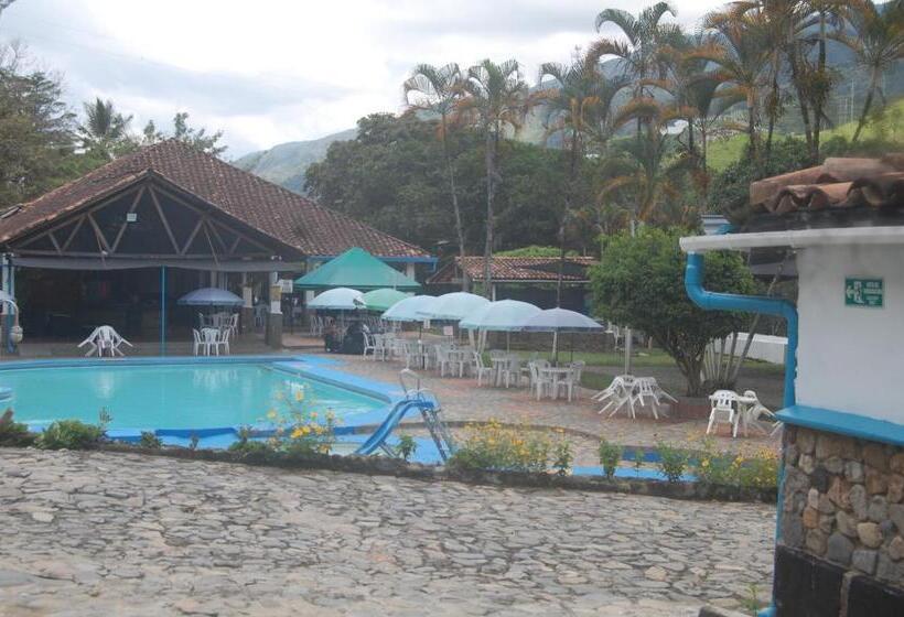 Hotel Hosteria Puerta Del Nus