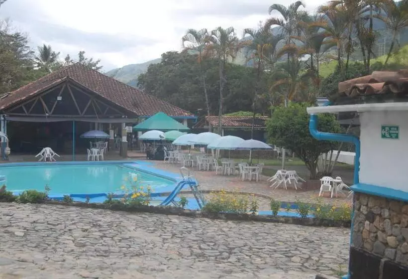 ホテル Hosteria Puerta Del Nus