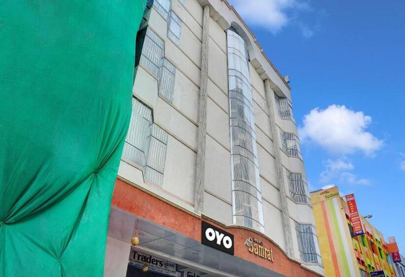 Отель Oyo Flagship 81091  Samrat