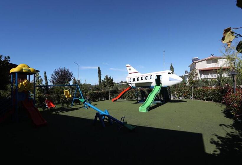 בית מלון כפרי Te Aldo