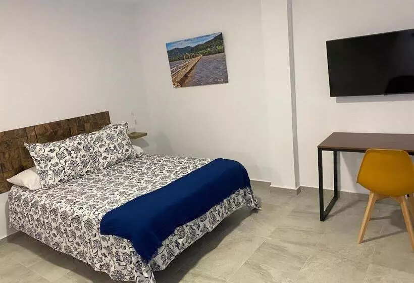 Majatalo Suites Benalup Centro