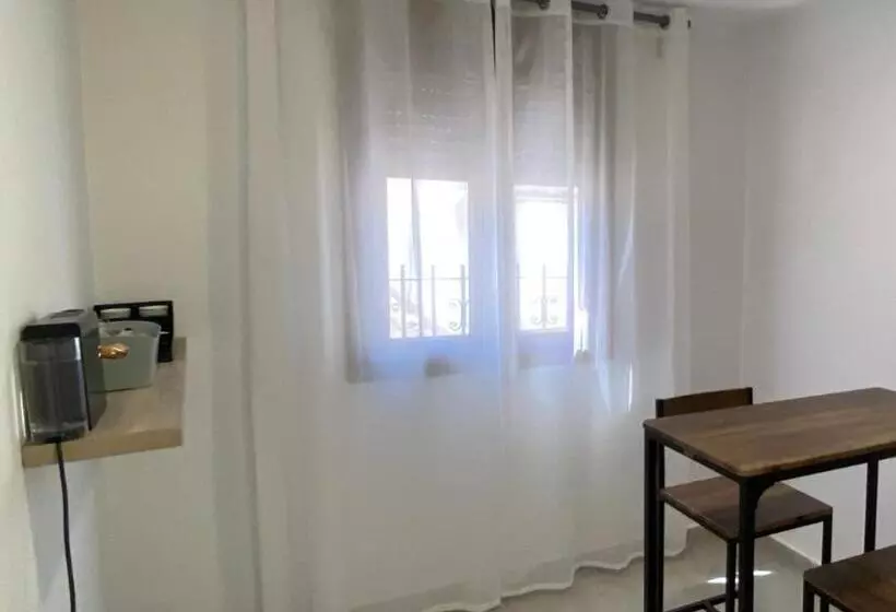 Majatalo Suites Benalup Centro