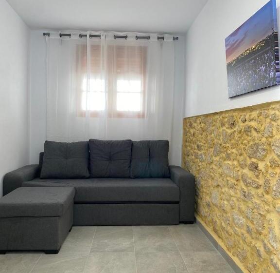 膳宿费 Suites Benalup Centro