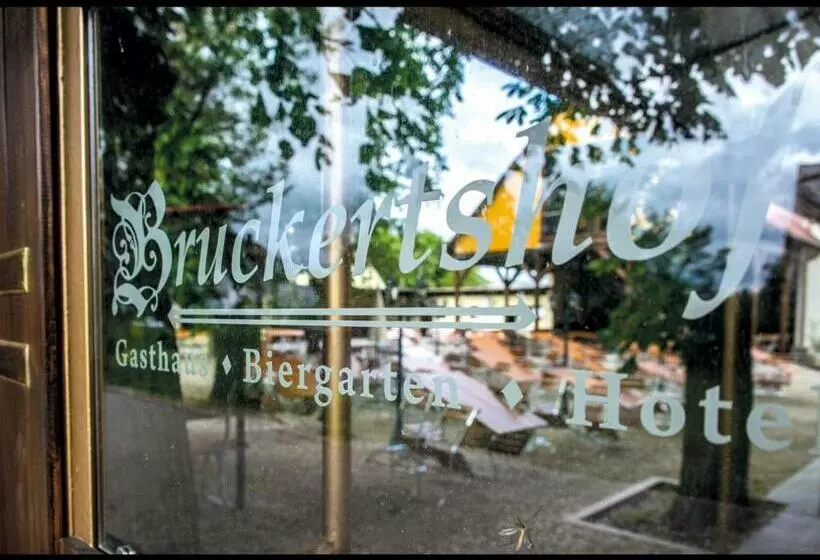 ホテル Bruckertshof
