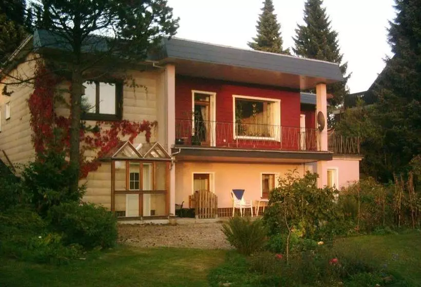 ホテル Ferienwohnung An Der Quelle