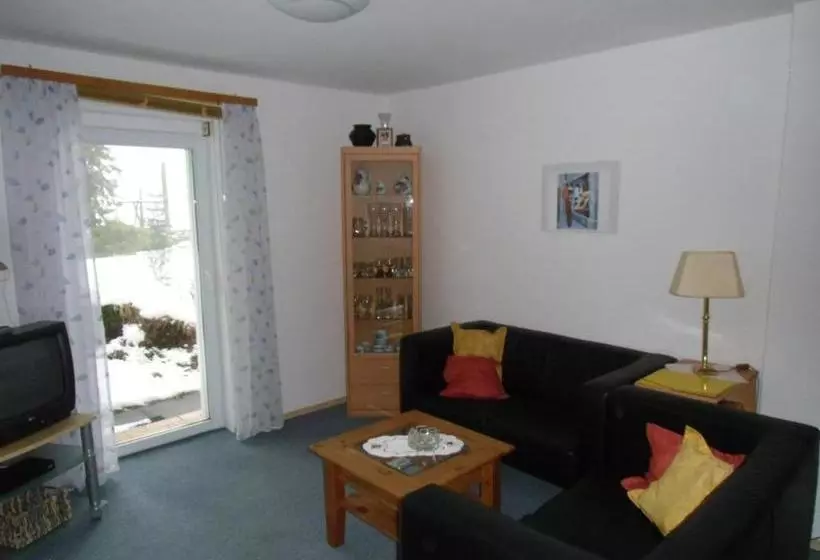 ホテル Ferienwohnung An Der Quelle