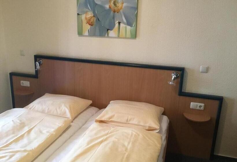 בית מלון כפרי Haus Kim   Apartments