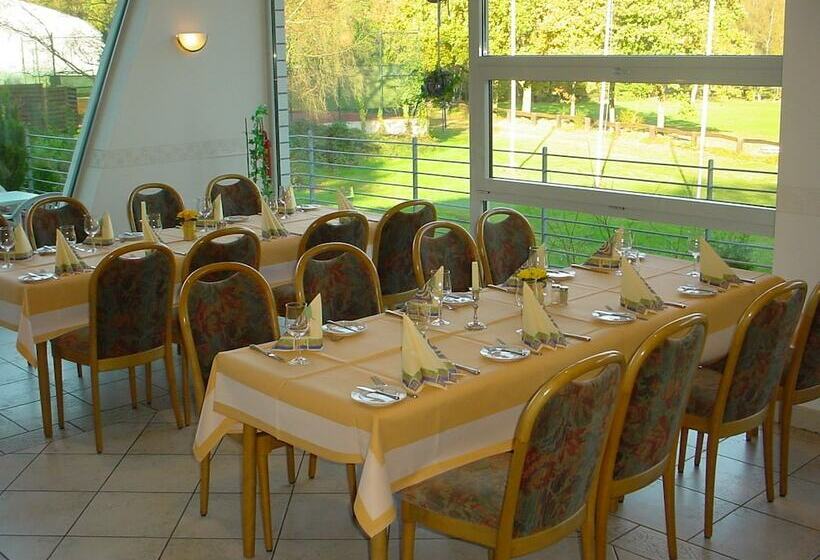 Отель Hohe Mark