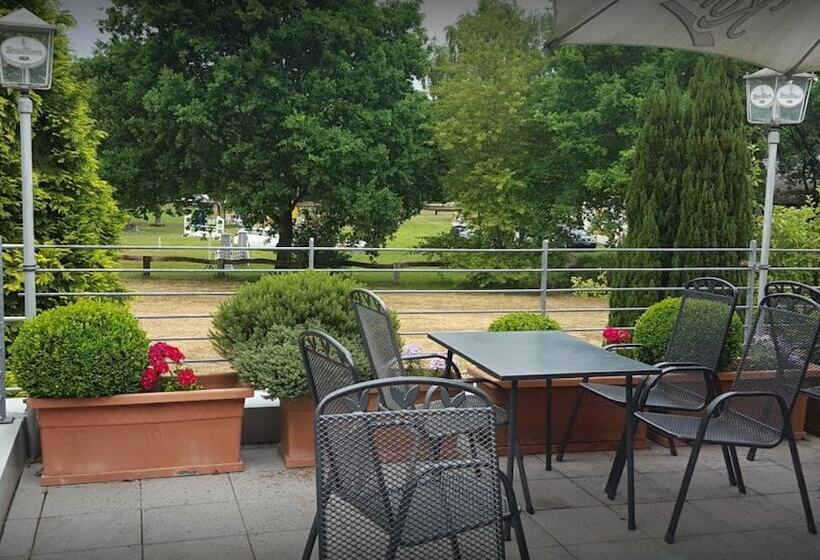 Отель Hohe Mark