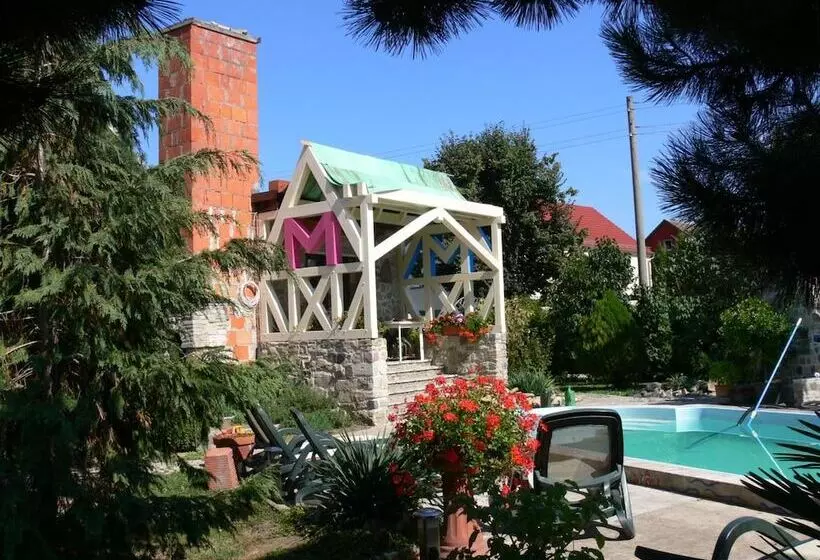 Hotelli Landferienhaus Pension Erika