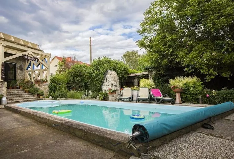 Hotelli Landferienhaus Pension Erika