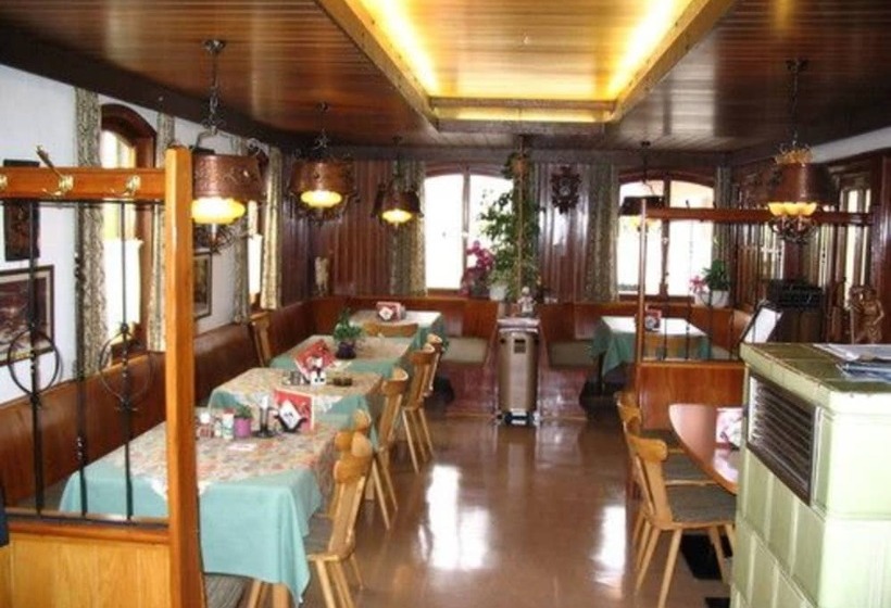 בית מלון כפרי Landgasthof Grüner Baum