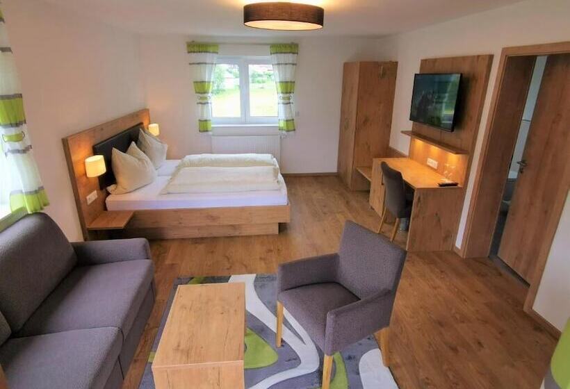 בית מלון כפרי Landgasthof Grüner Baum