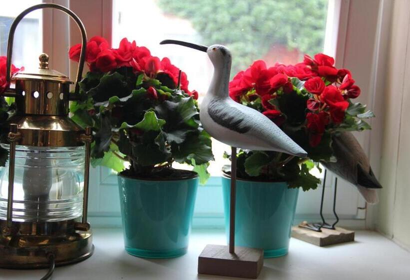 בית מלון כפרי Lili Marleen