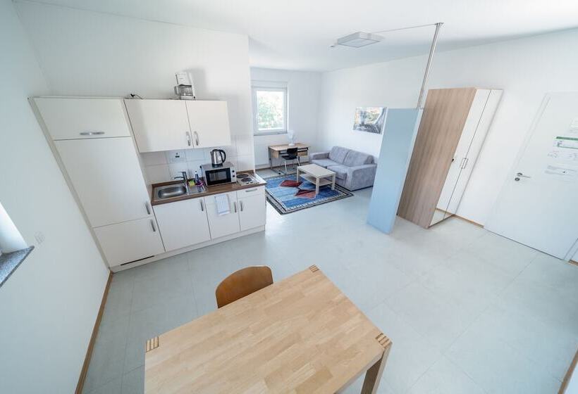 Отель Milchhof Apartments Aschaffenburg