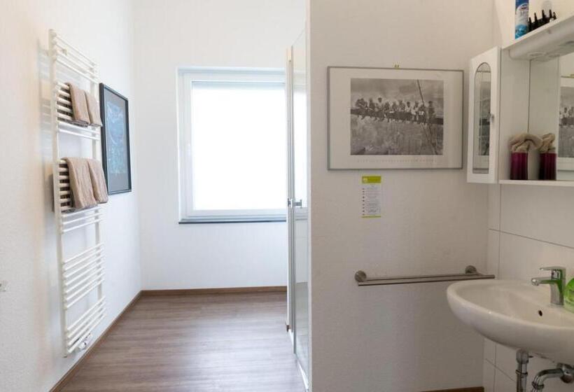 בית מלון כפרי Oberkasseler Hof Bonn