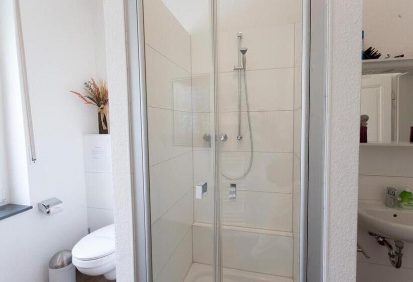 בית מלון כפרי Oberkasseler Hof Bonn