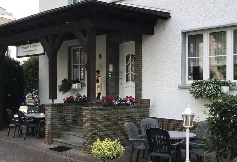 Hotelli Pension Allebrodt