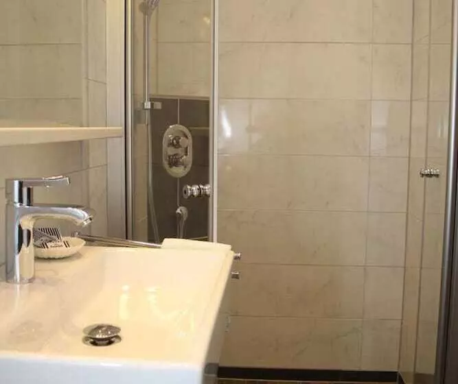 Hotelli Pension Allebrodt