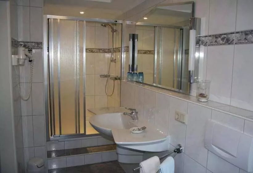 Hotelli Pension Allebrodt