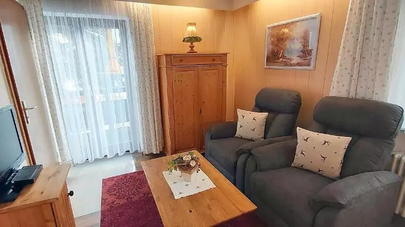 ホテル Pension   Heidelberg