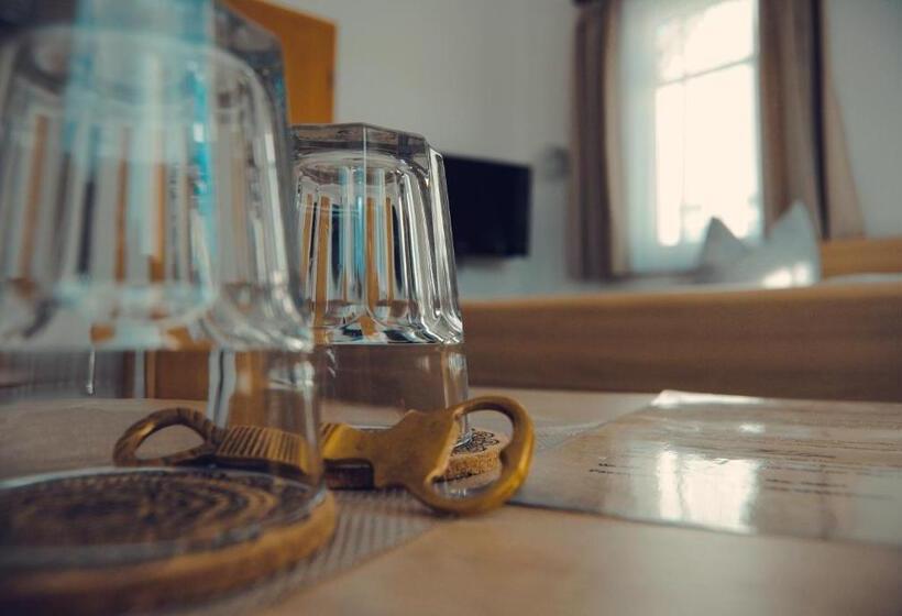 בית מלון כפרי Pension Morgenweck