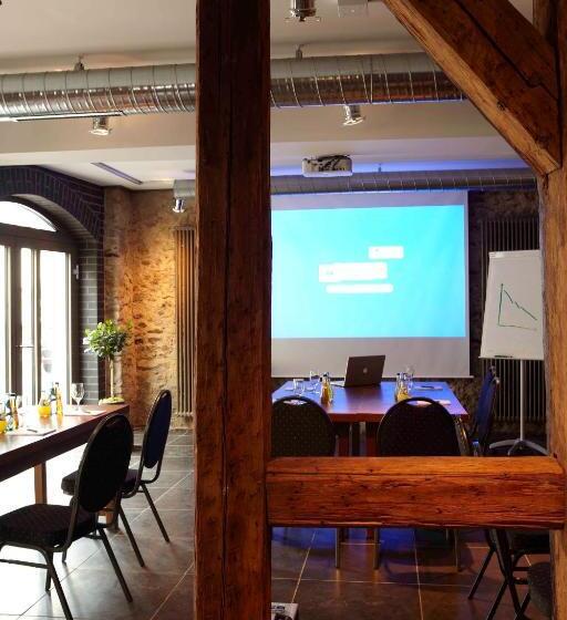 فندق Und Weinhaus Zum Krug