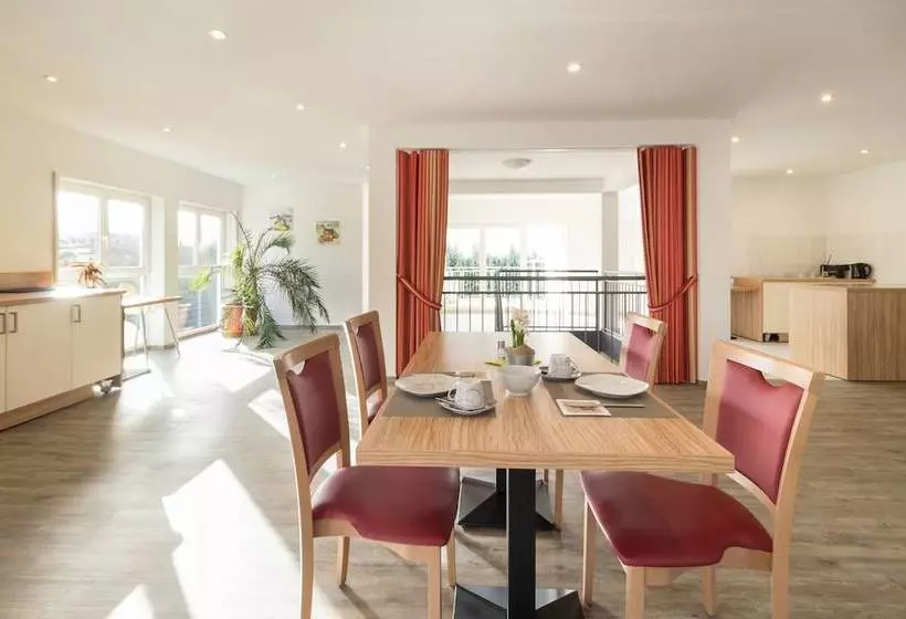 Hotelli Villa Dörr N8 Quartier