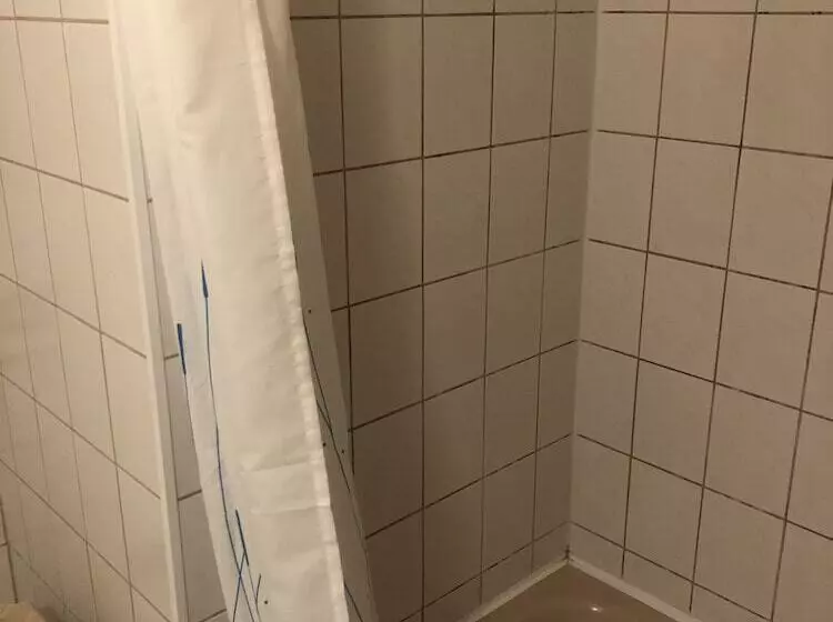 هتل Zum Kaffeekännchen
