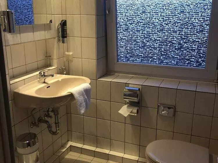 هتل Zum Kaffeekännchen