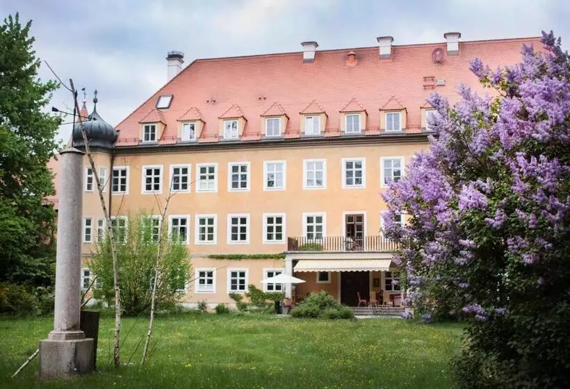 Naturschlosshotel Blumenthal