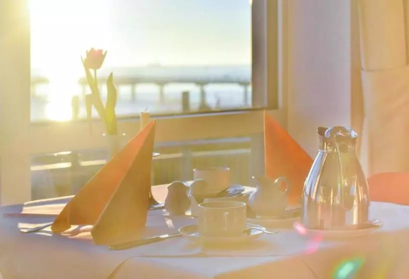 Promenadenhotel Admiral