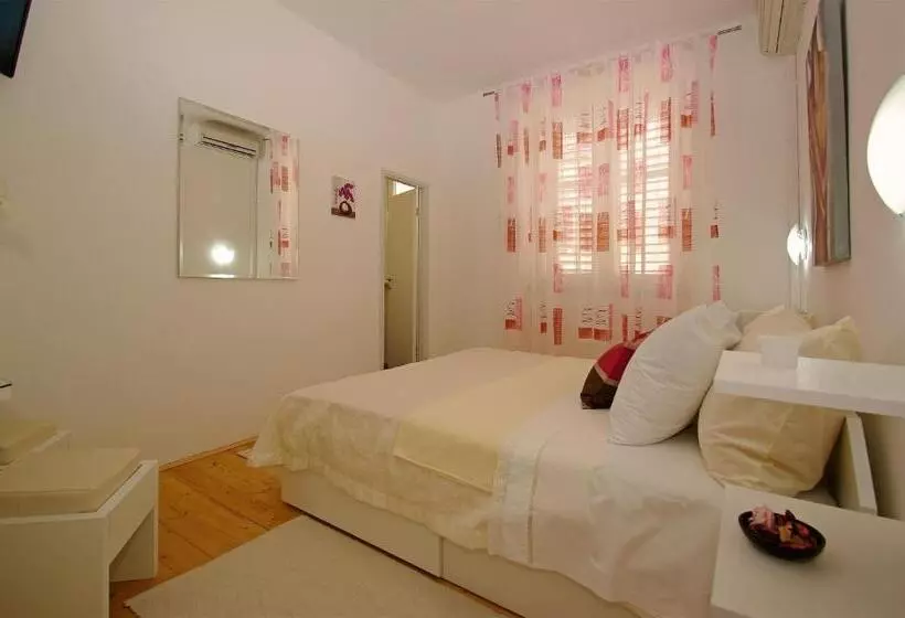 B&b Vela Luka