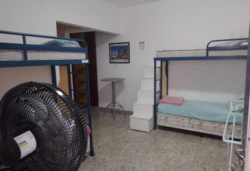 تختخواب و صبحانه Pousada Hostel São José Dos Campos Jacareí/caçapava/taubaté