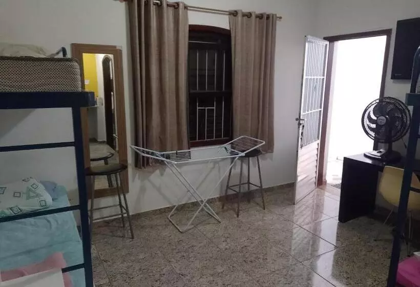 تختخواب و صبحانه Pousada Hostel São José Dos Campos Jacareí/caçapava/taubaté