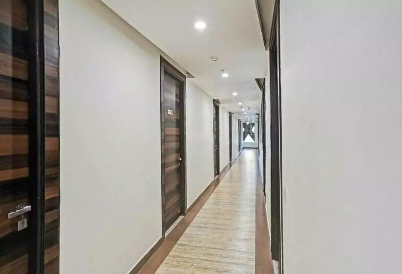 Flagship Hotel King S