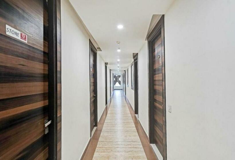 Flagship Hotel King S