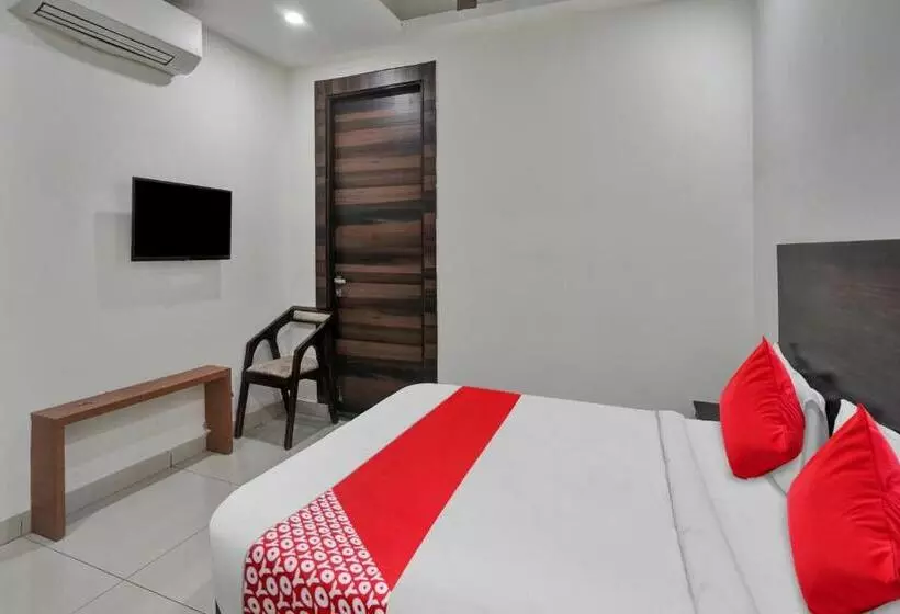 Flagship Hotel King S