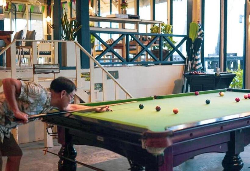 Hotel Baan Thong Ching Resort