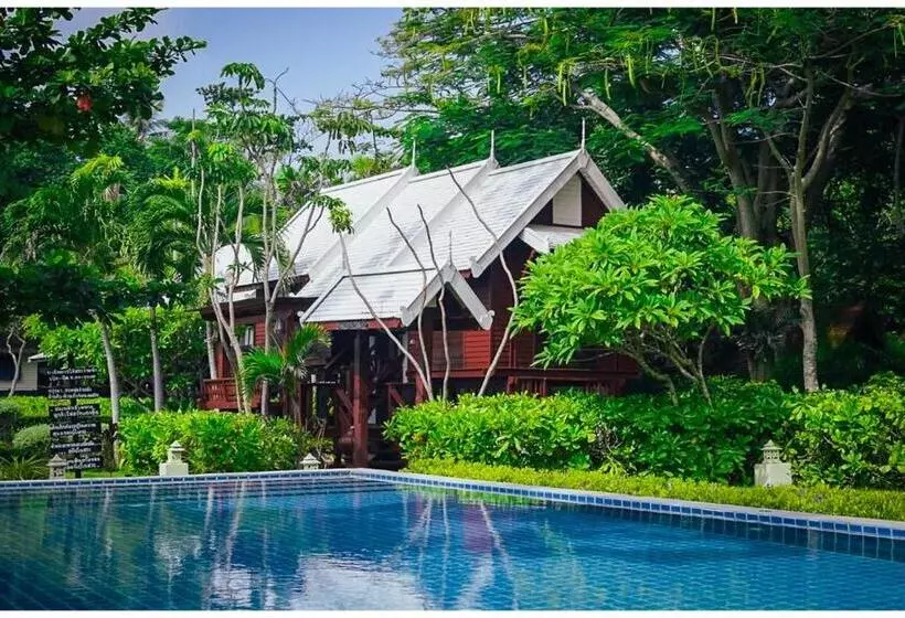 Hotelli Baan Thong Ching Resort